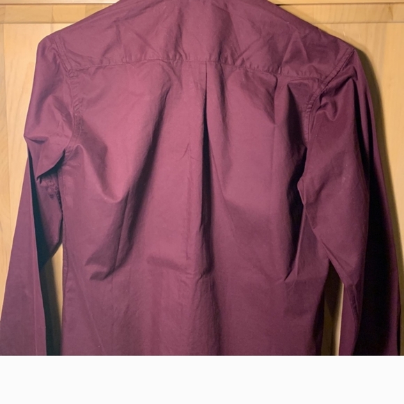 Brooks Brothers (M) - Picture 8 of 10